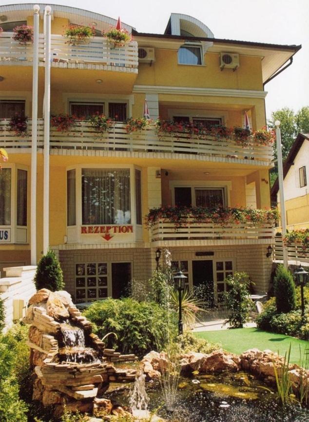 Apartman Bella Hotel Σίοφοκ Εξωτερικό φωτογραφία