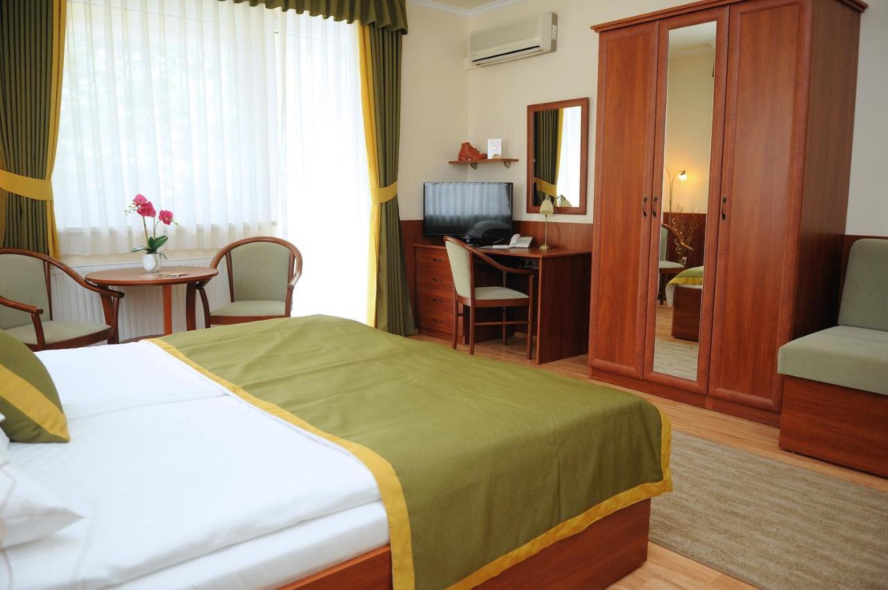 Apartman Bella Hotel Σίοφοκ Εξωτερικό φωτογραφία